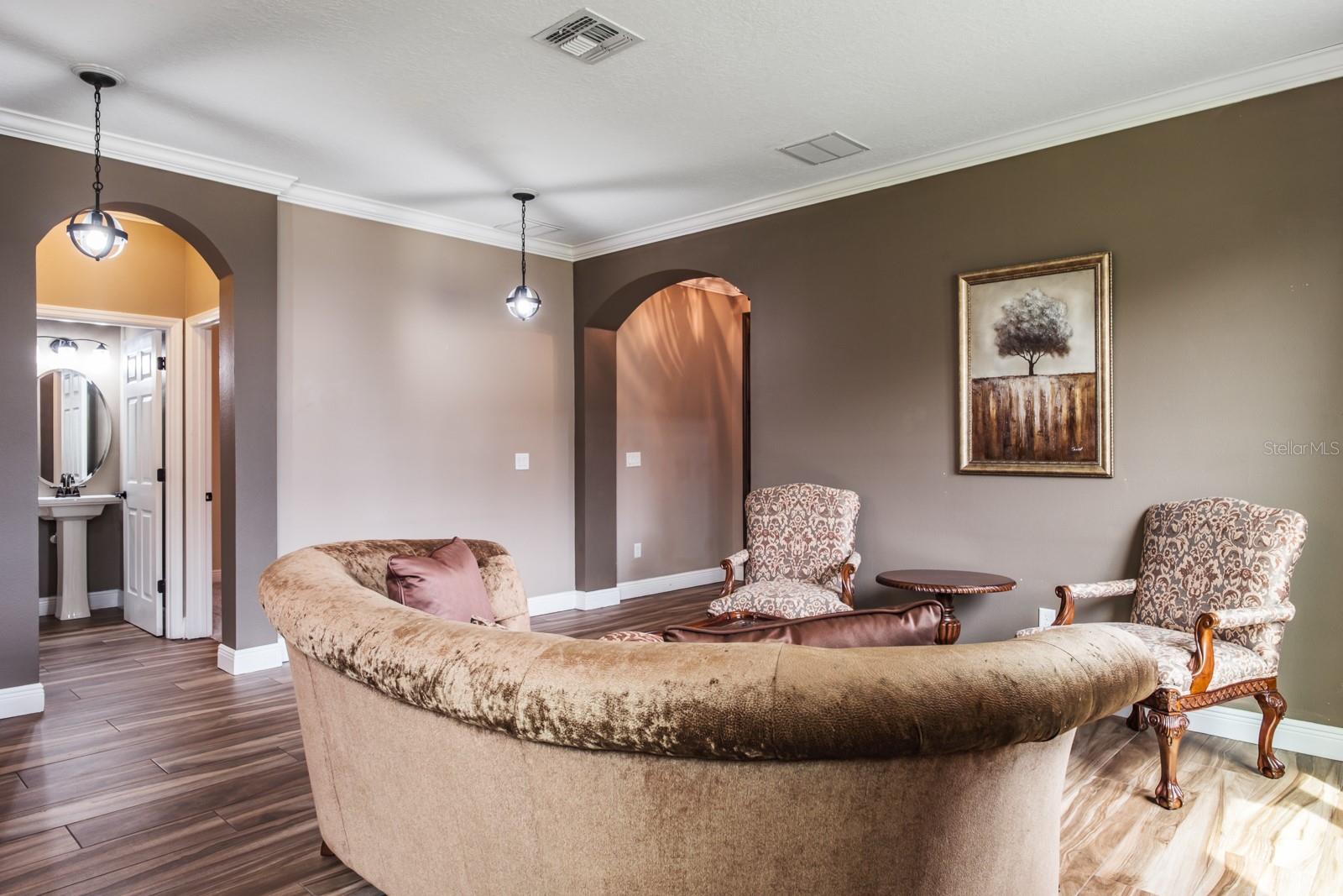 ESTUARY OF MOBBLY BAY - Residential