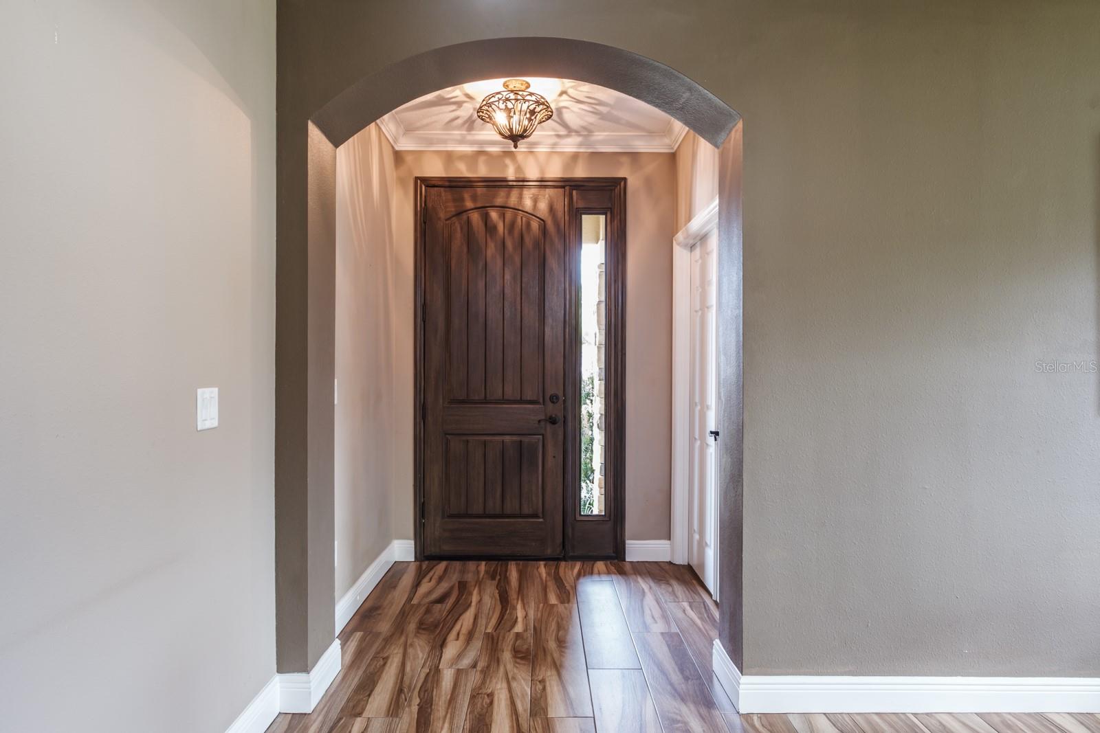 ESTUARY OF MOBBLY BAY - Residential
