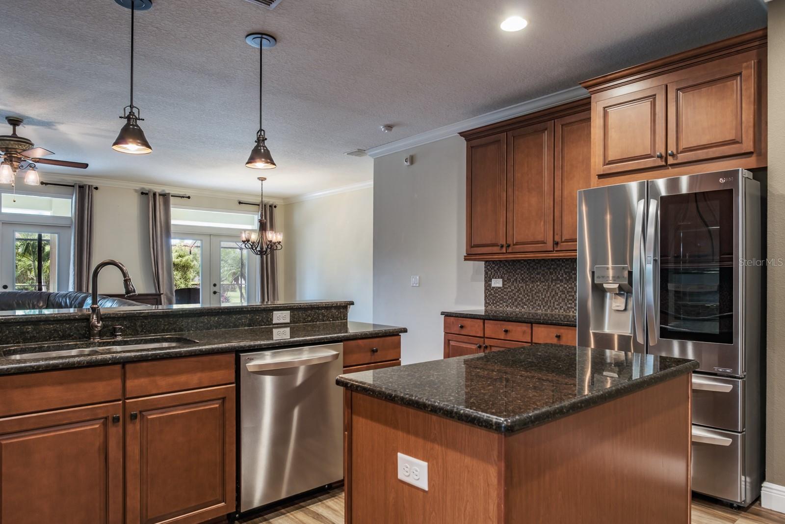 ESTUARY OF MOBBLY BAY - Residential