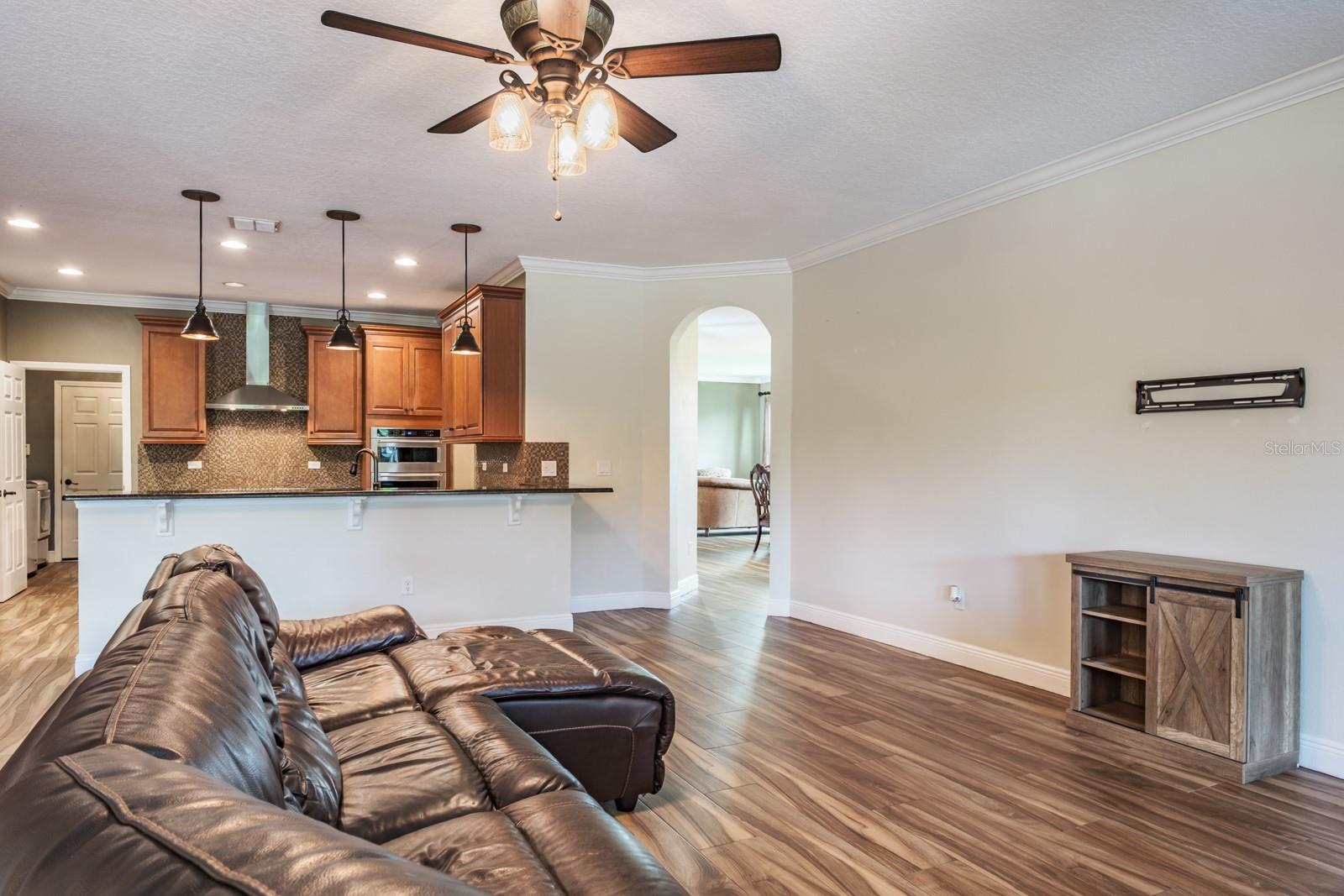 ESTUARY OF MOBBLY BAY - Residential