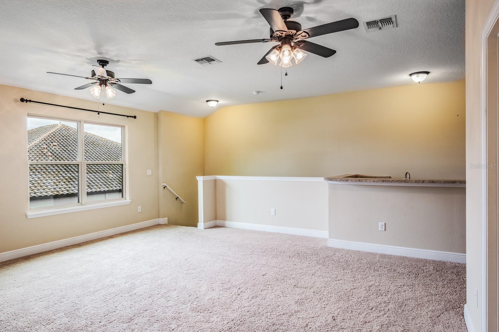 ESTUARY OF MOBBLY BAY - Residential