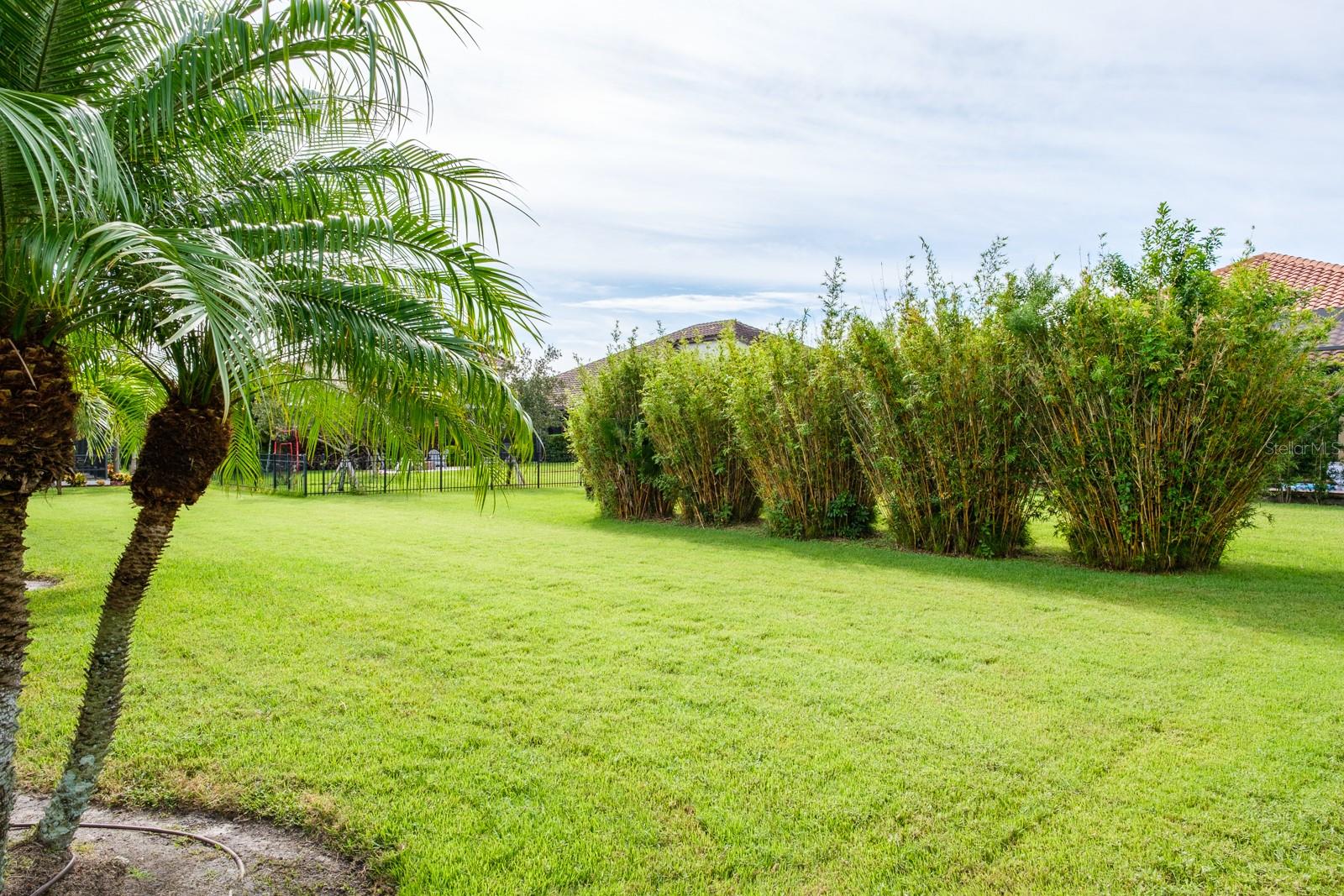 ESTUARY OF MOBBLY BAY - Residential