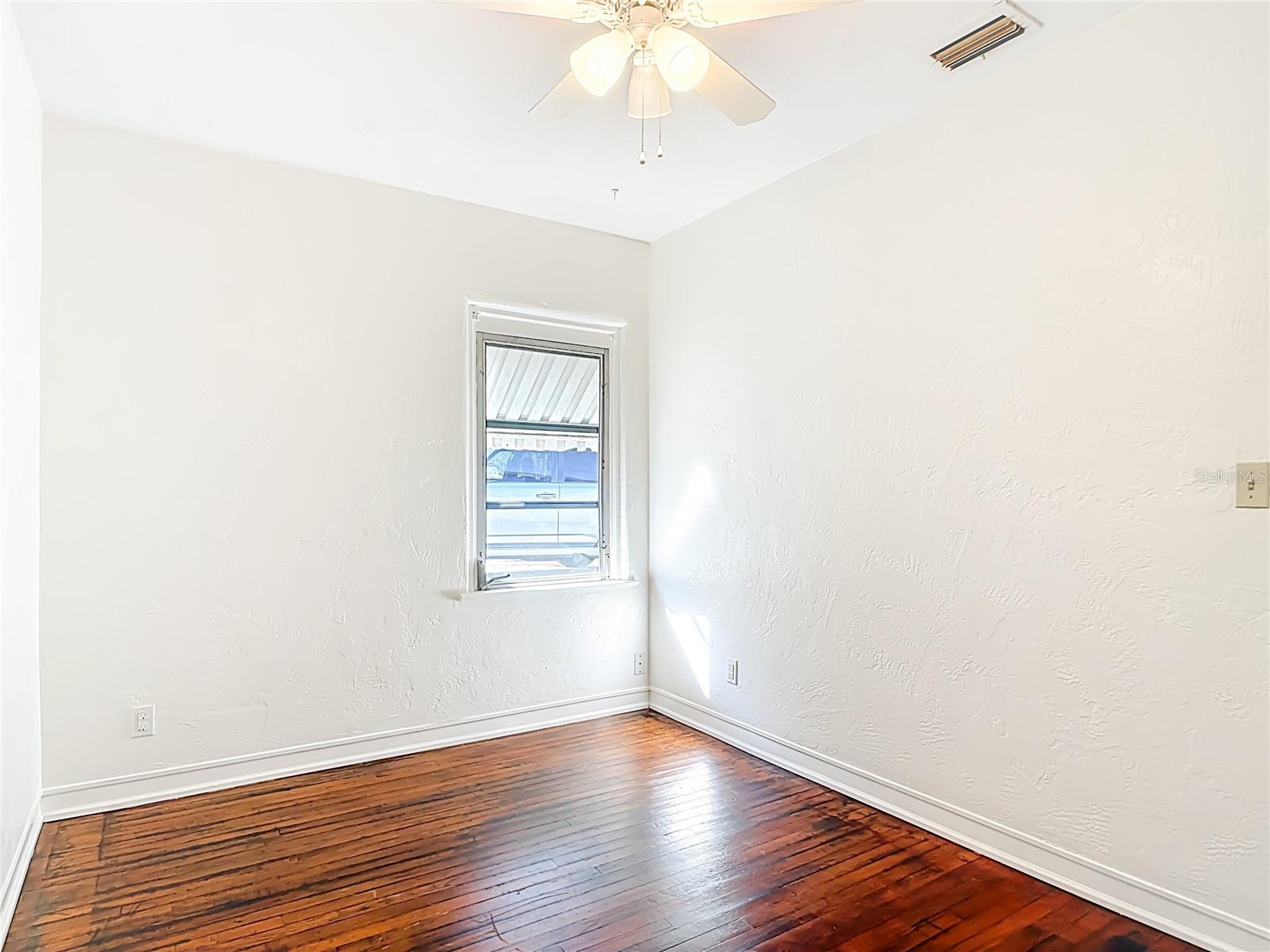 SEABREEZE PARK - Residential