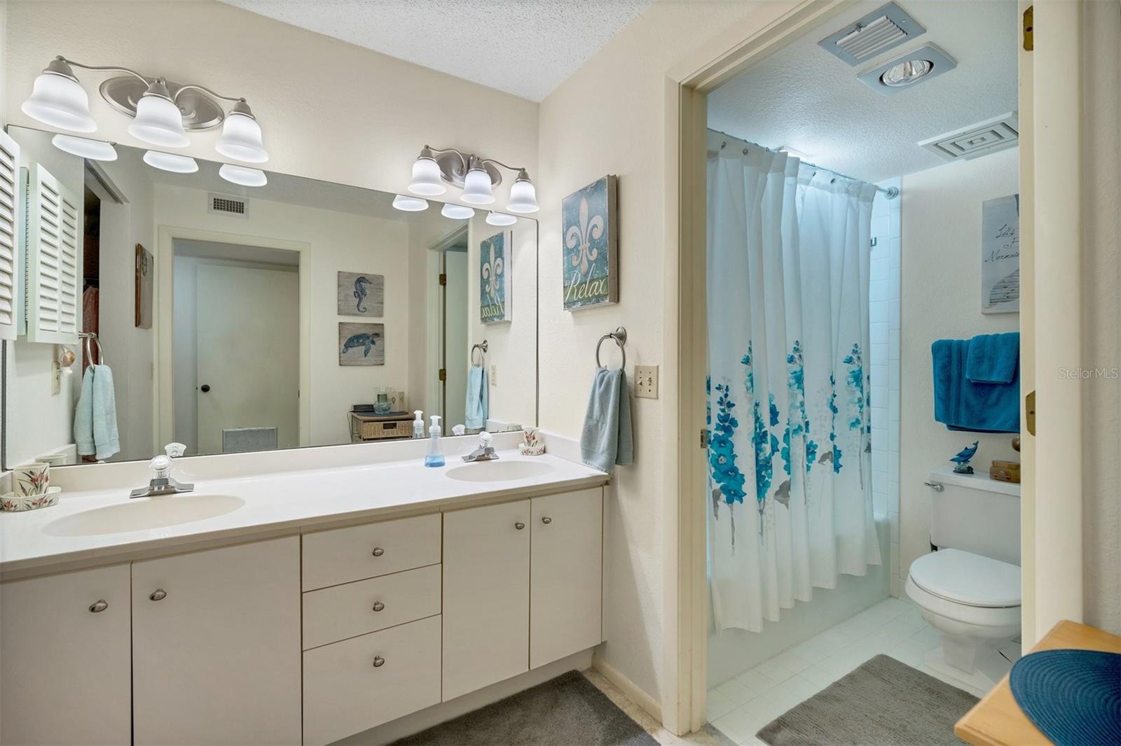 BAYPORT BEACH & TENNIS CLUB - Residential