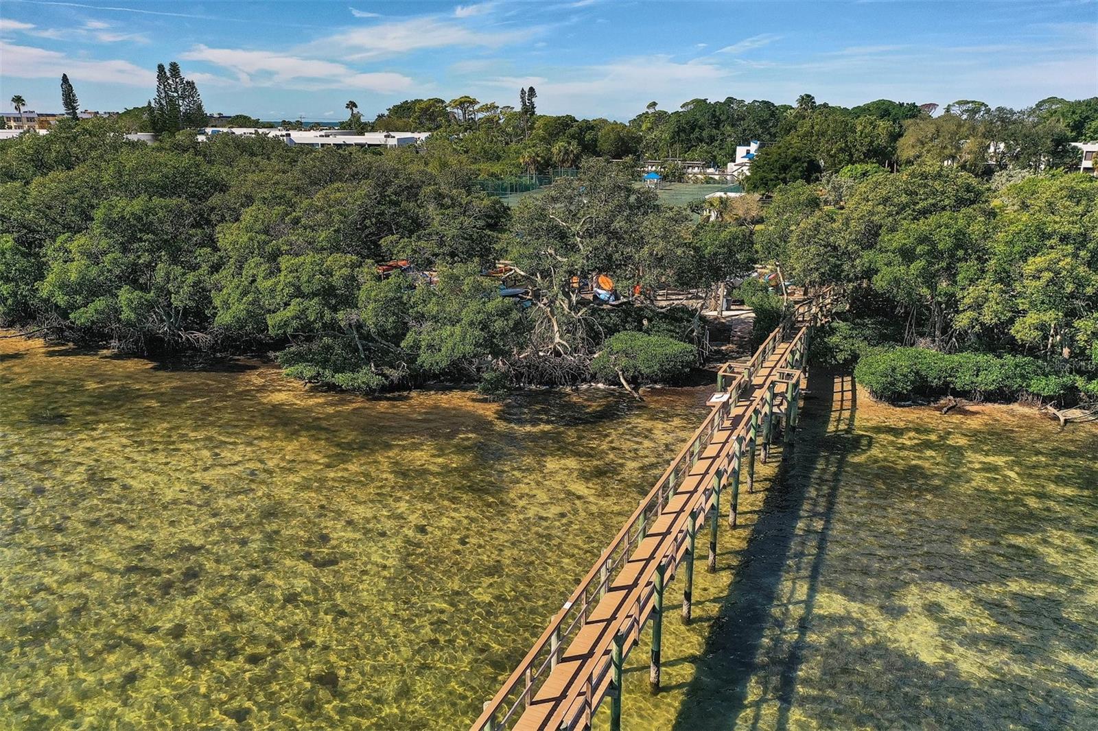 BAYPORT BEACH & TENNIS CLUB - Residential