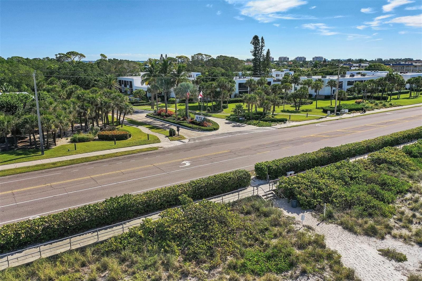 BAYPORT BEACH & TENNIS CLUB - Residential