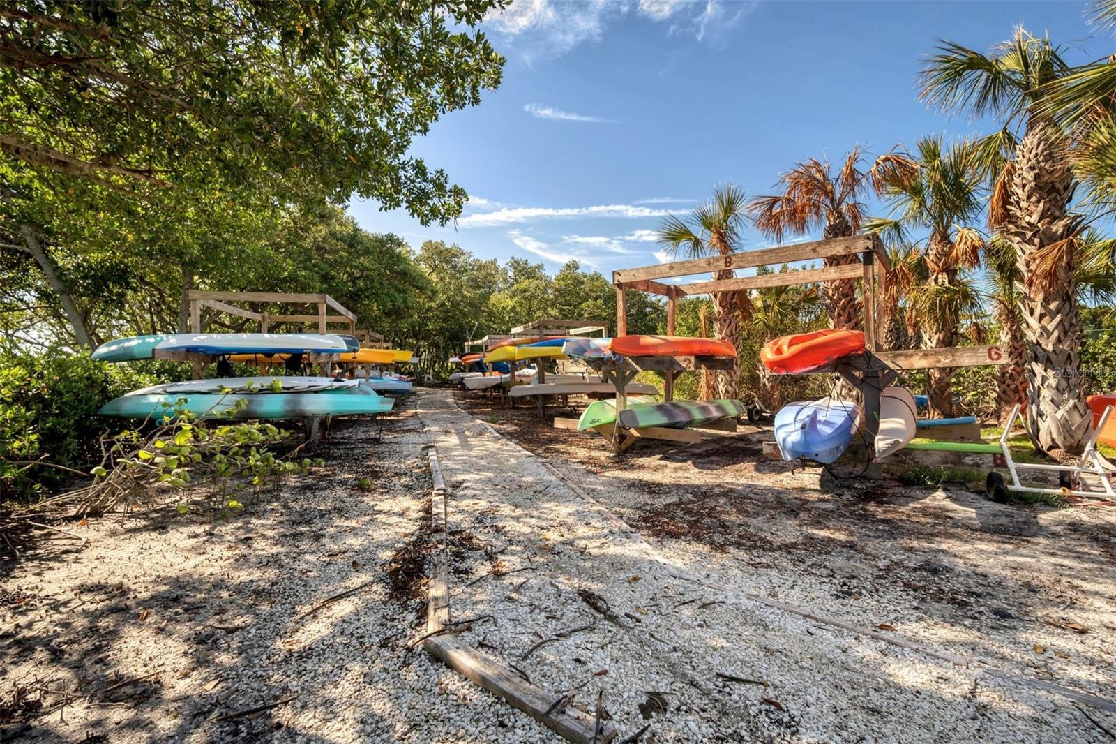 BAYPORT BEACH & TENNIS CLUB - Residential