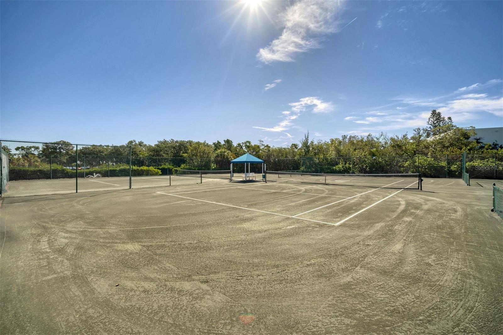 BAYPORT BEACH & TENNIS CLUB - Residential