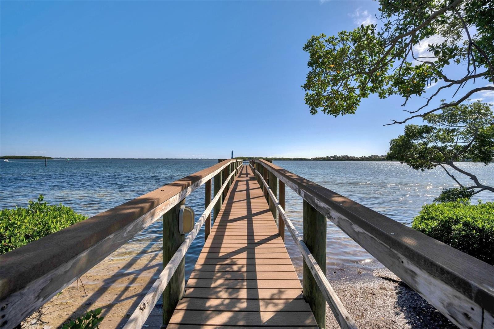 BAYPORT BEACH & TENNIS CLUB - Residential