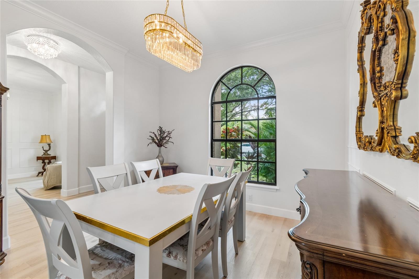 ARLINGTON OAKS SUB - Residential