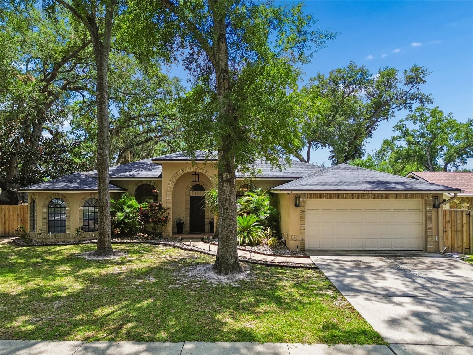 ARLINGTON OAKS SUB - Residential