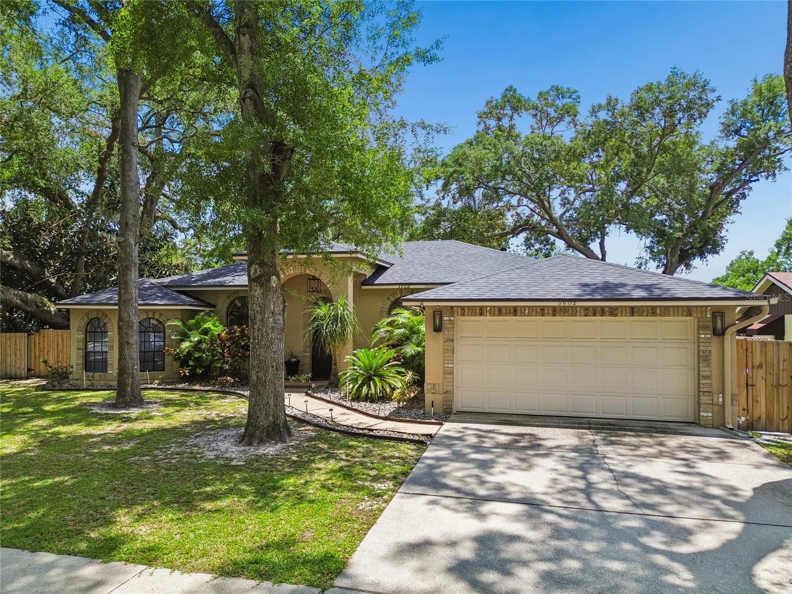 ARLINGTON OAKS SUB - Residential