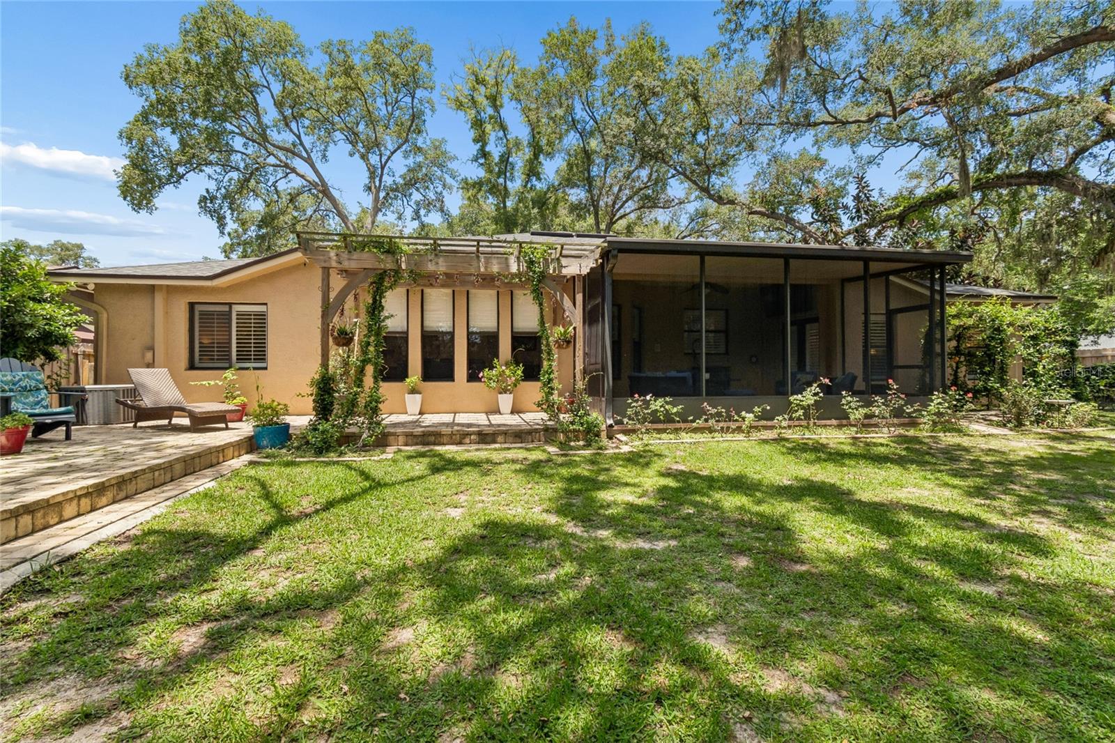 ARLINGTON OAKS SUB - Residential
