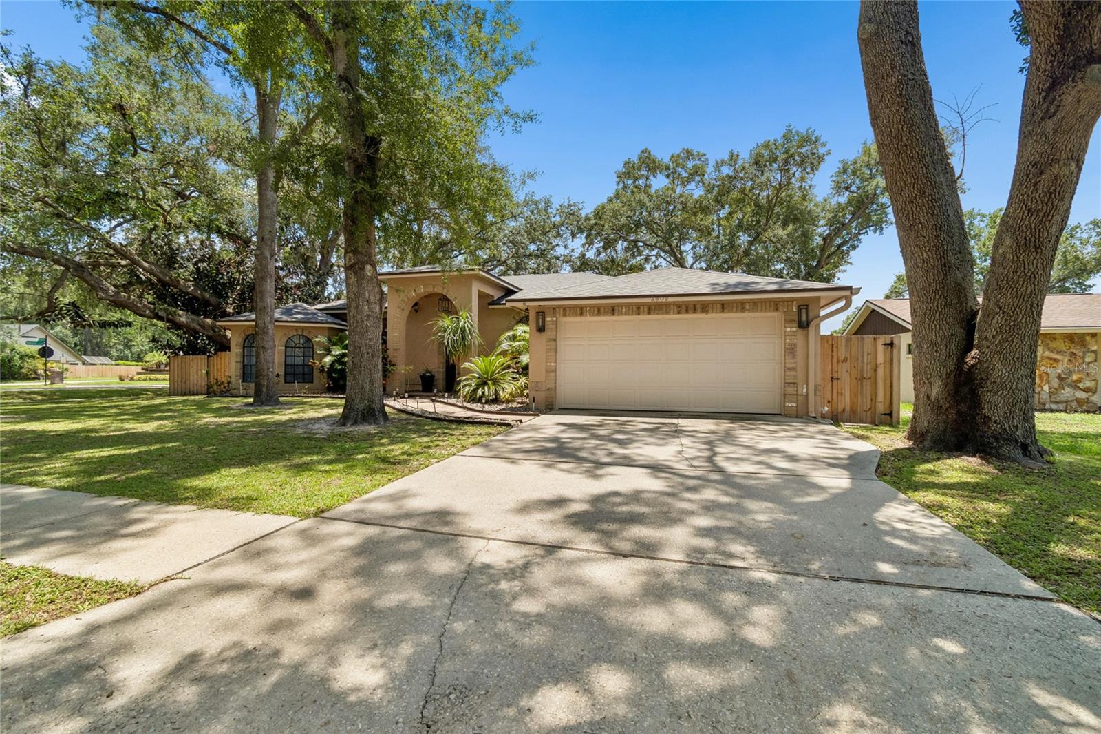 ARLINGTON OAKS SUB - Residential