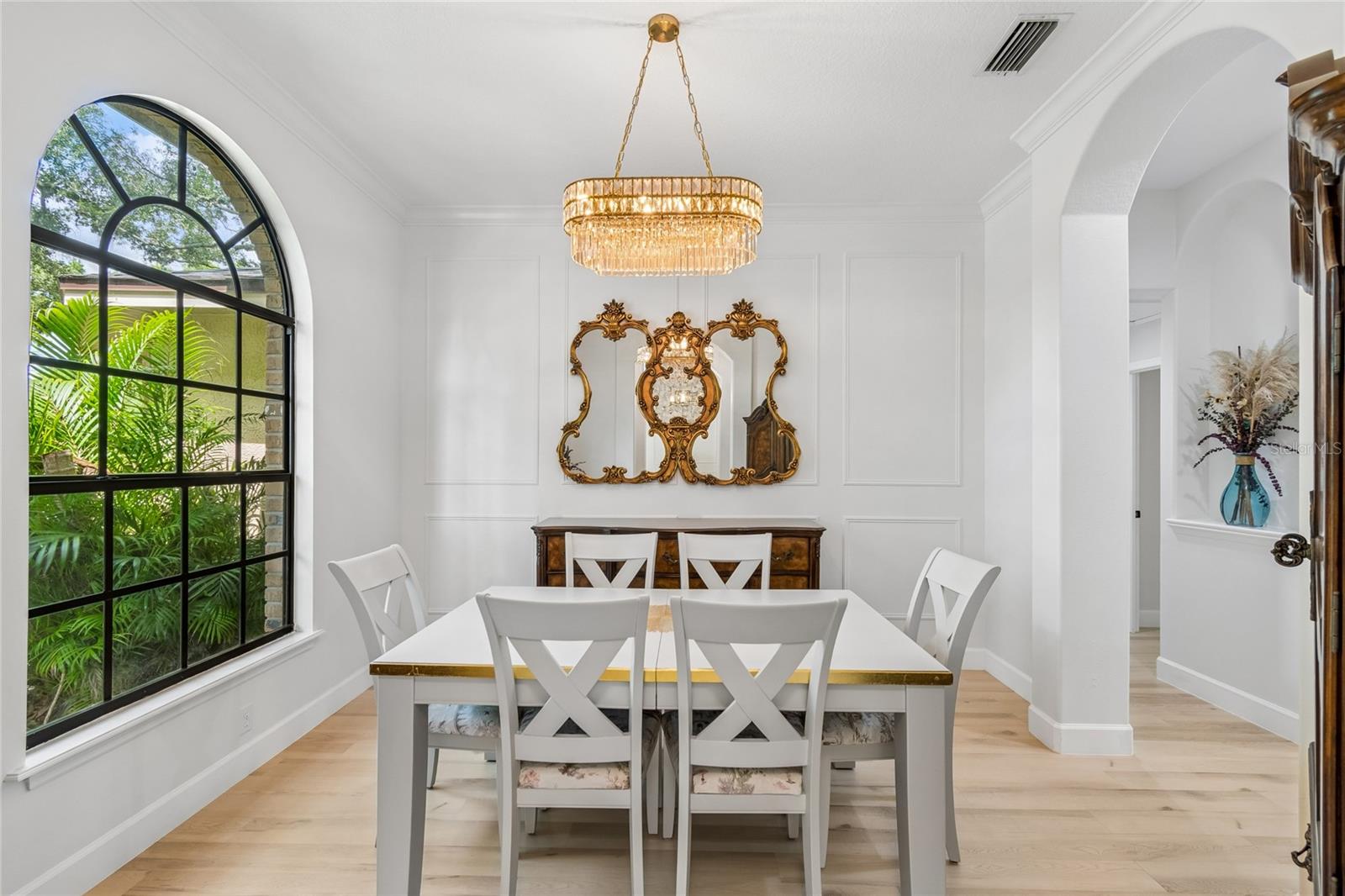 ARLINGTON OAKS SUB - Residential