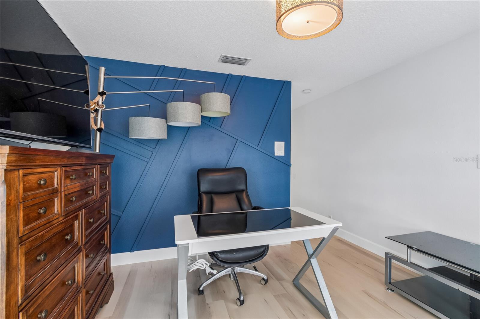 ARLINGTON OAKS SUB - Residential