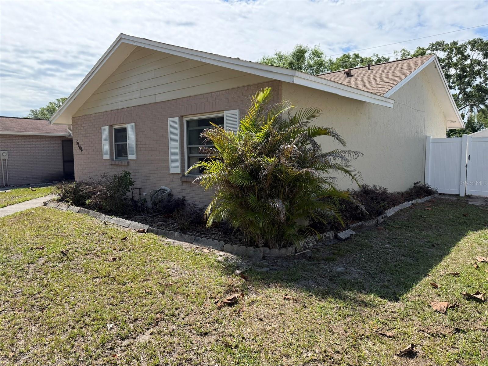 5108 LESHER COURT