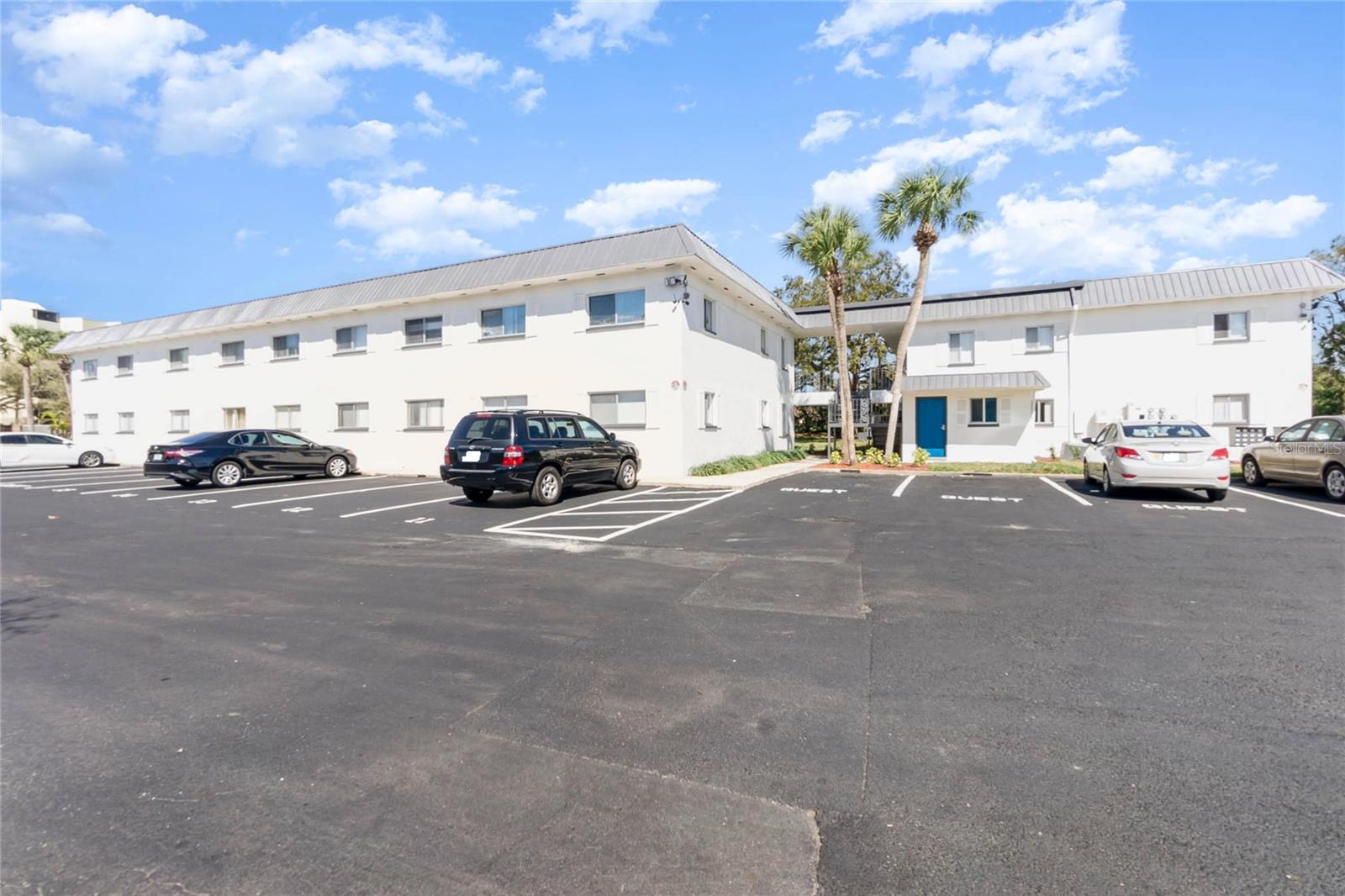 BLOUNT & WHITLEDGE SUB - Residential Lease