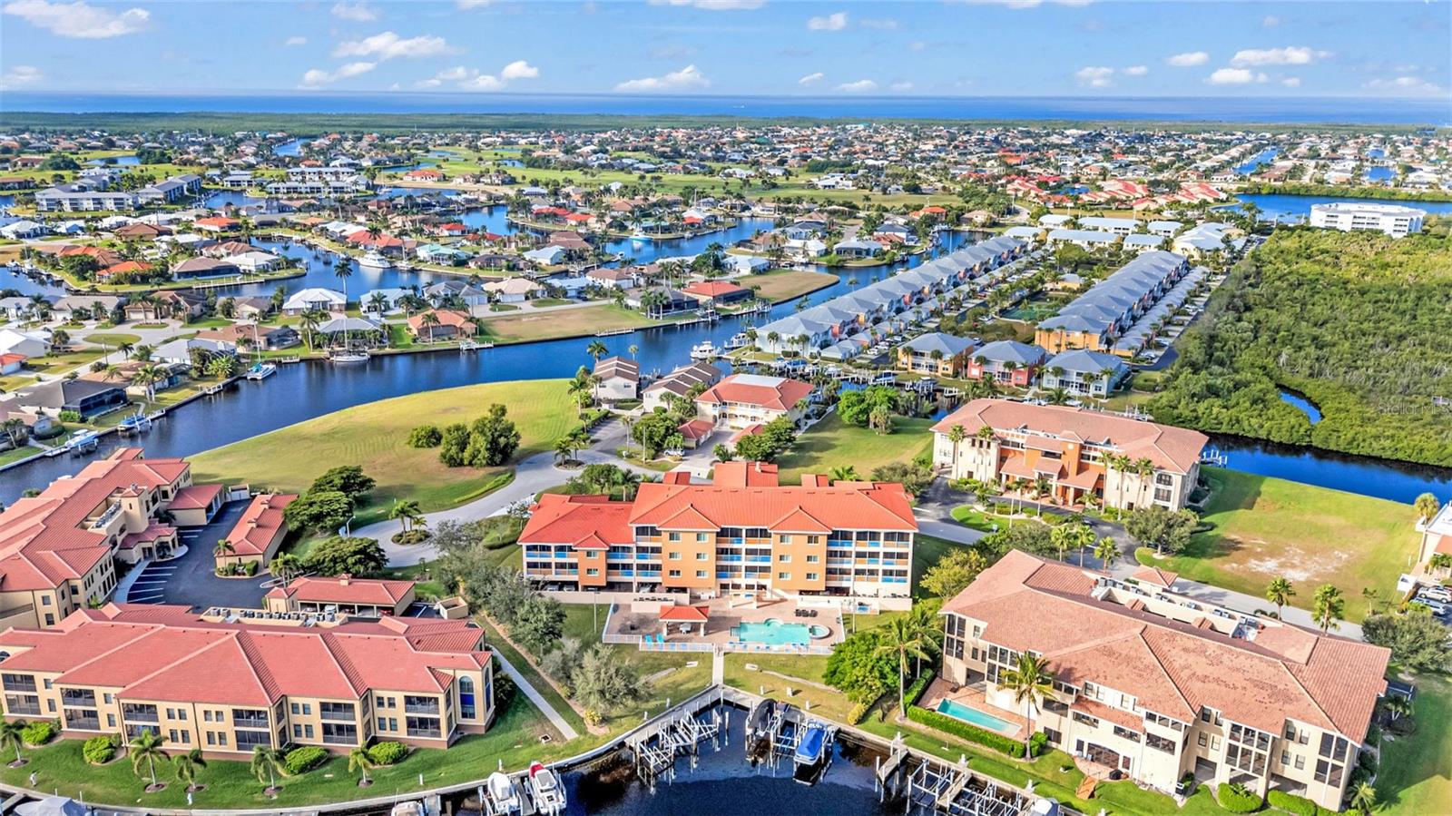 LA ROMANA CONDO - Residential