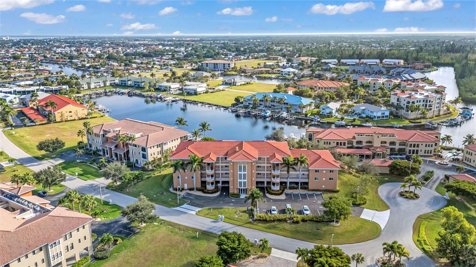 LA ROMANA CONDO - Residential