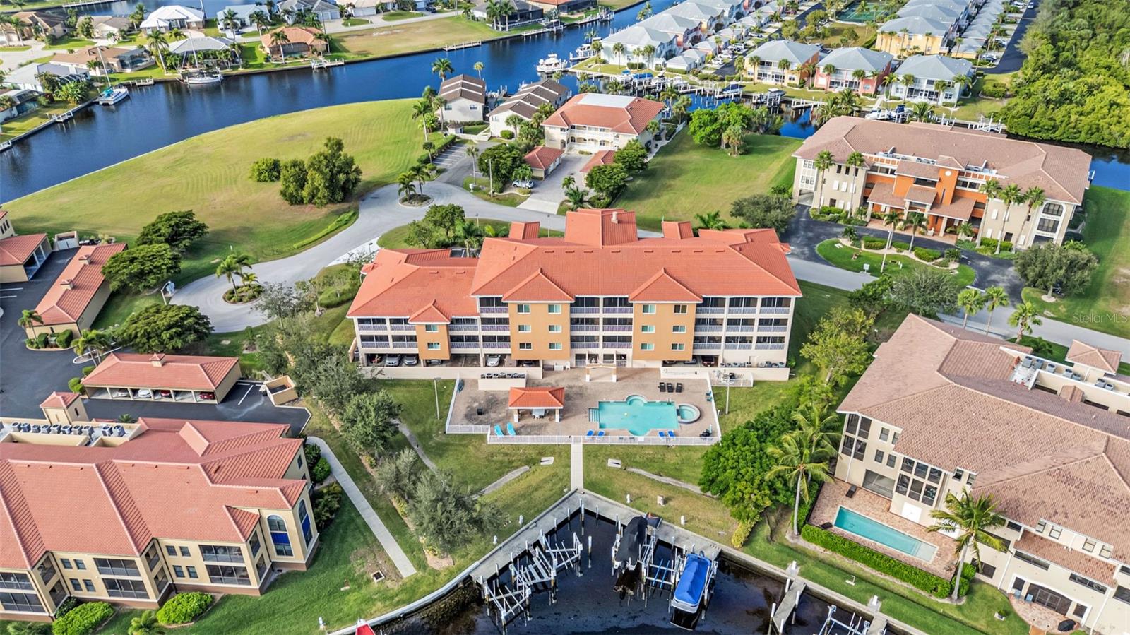 LA ROMANA CONDO - Residential