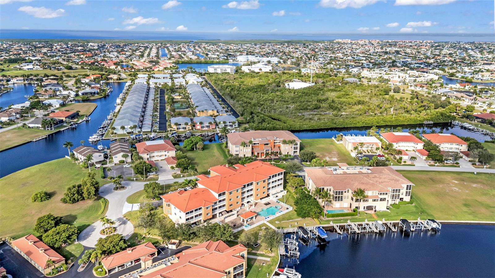 LA ROMANA CONDO - Residential