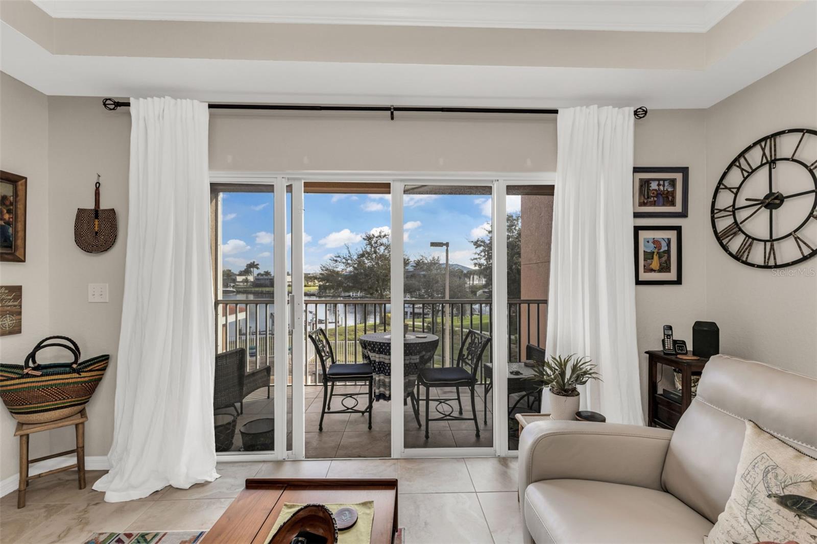 LA ROMANA CONDO - Residential