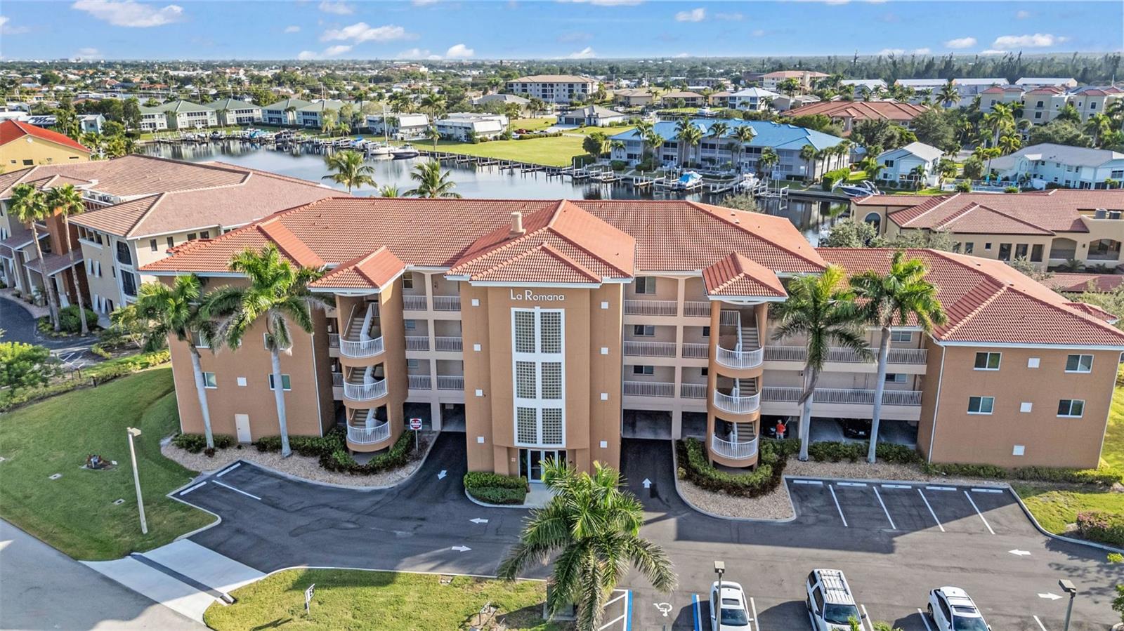 LA ROMANA CONDO - Residential