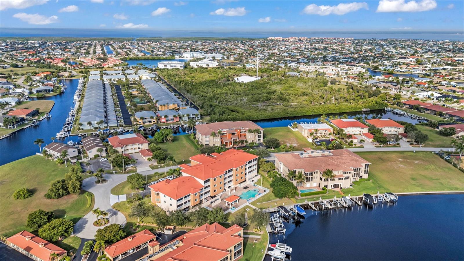 LA ROMANA CONDO - Residential