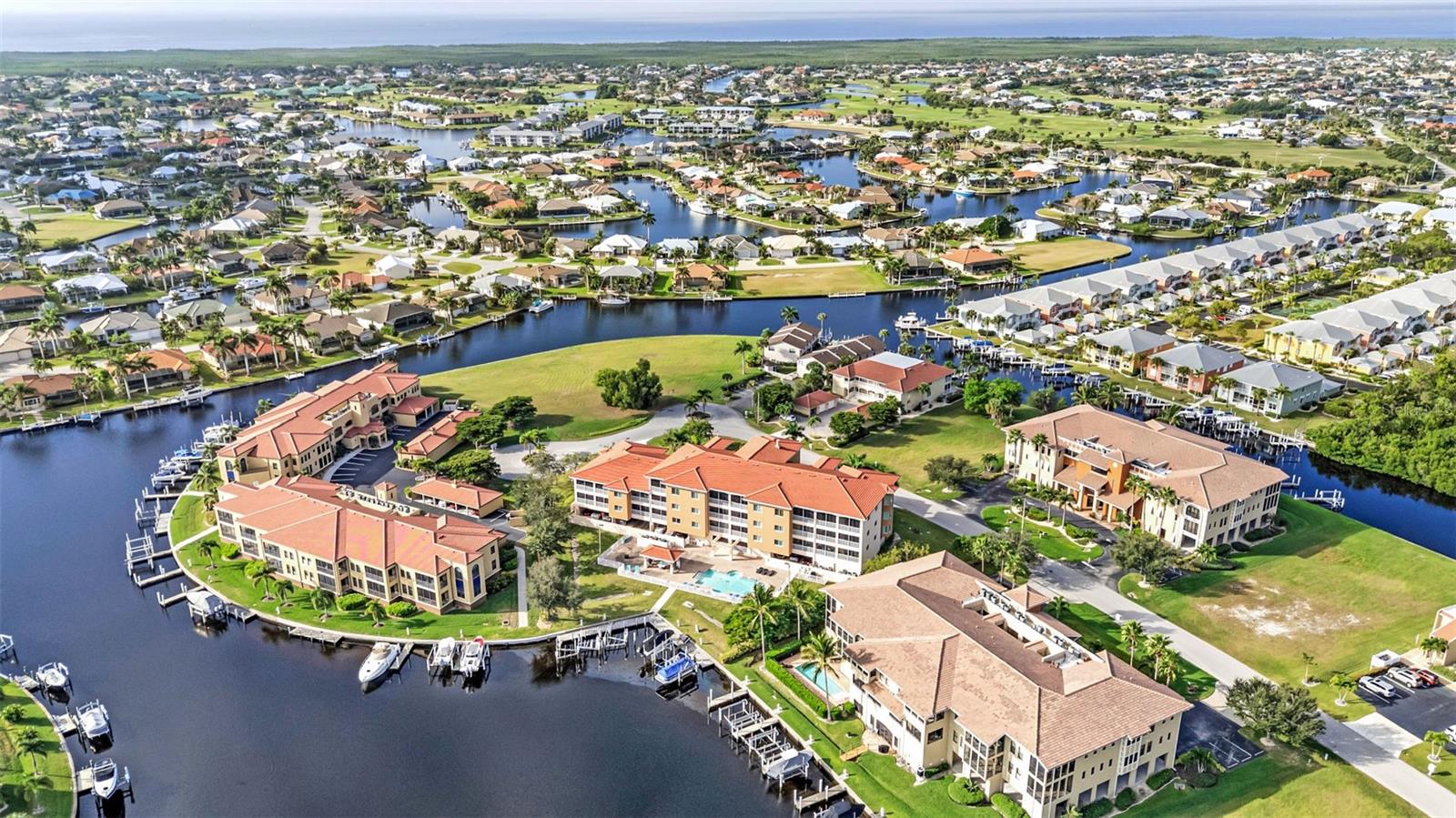 LA ROMANA CONDO - Residential