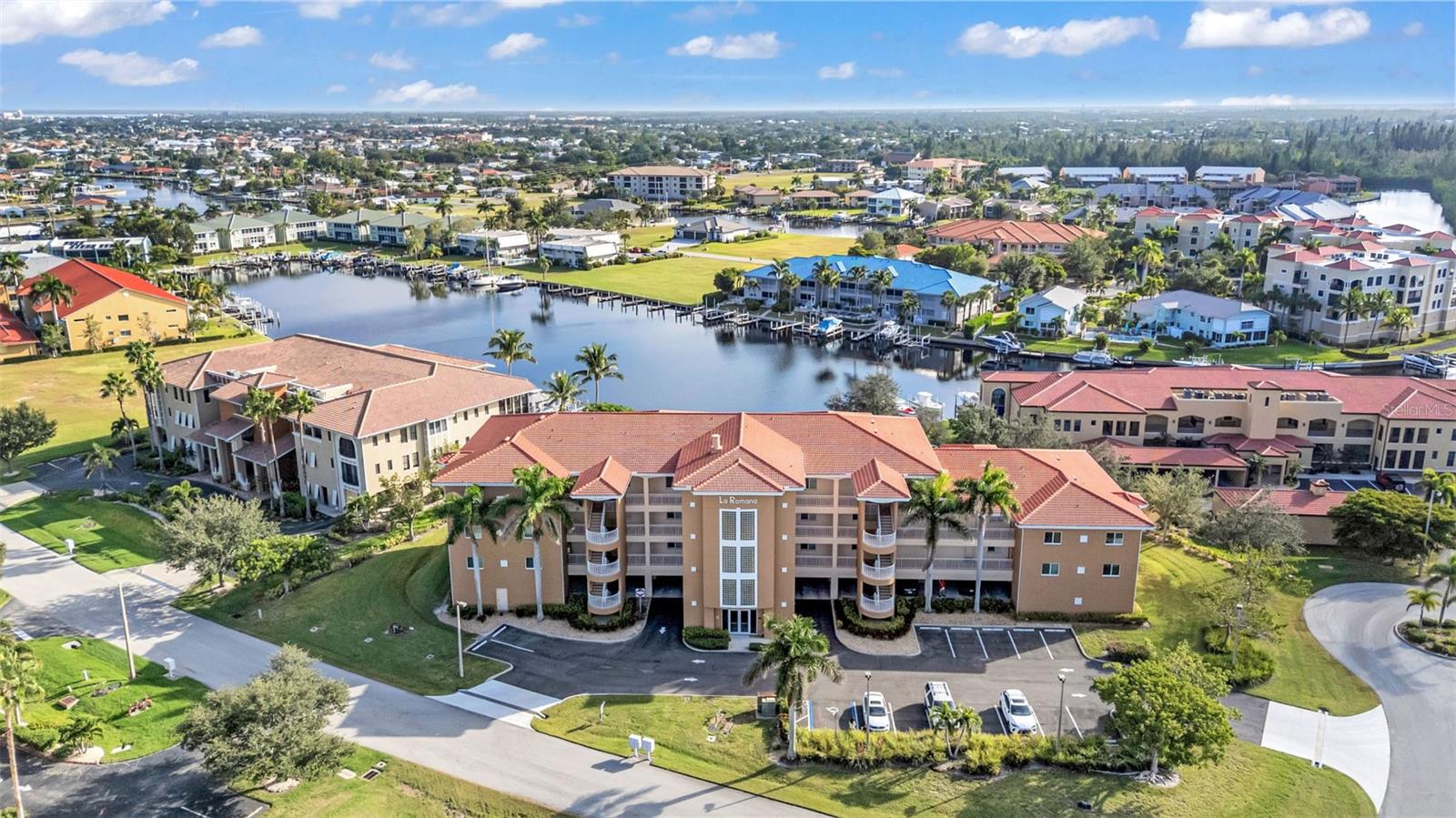 LA ROMANA CONDO - Residential