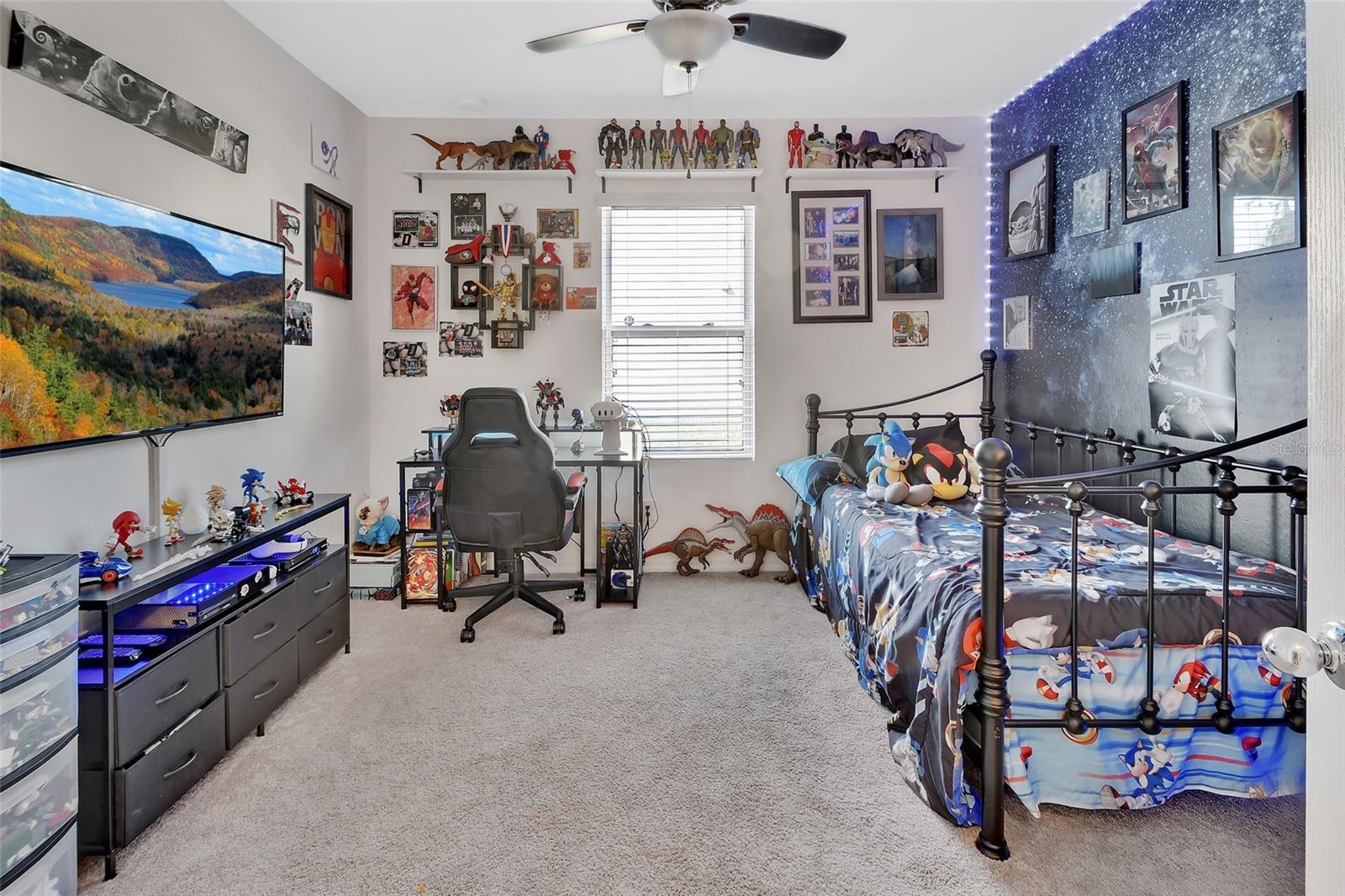 PARKMORE MANOR - Residential