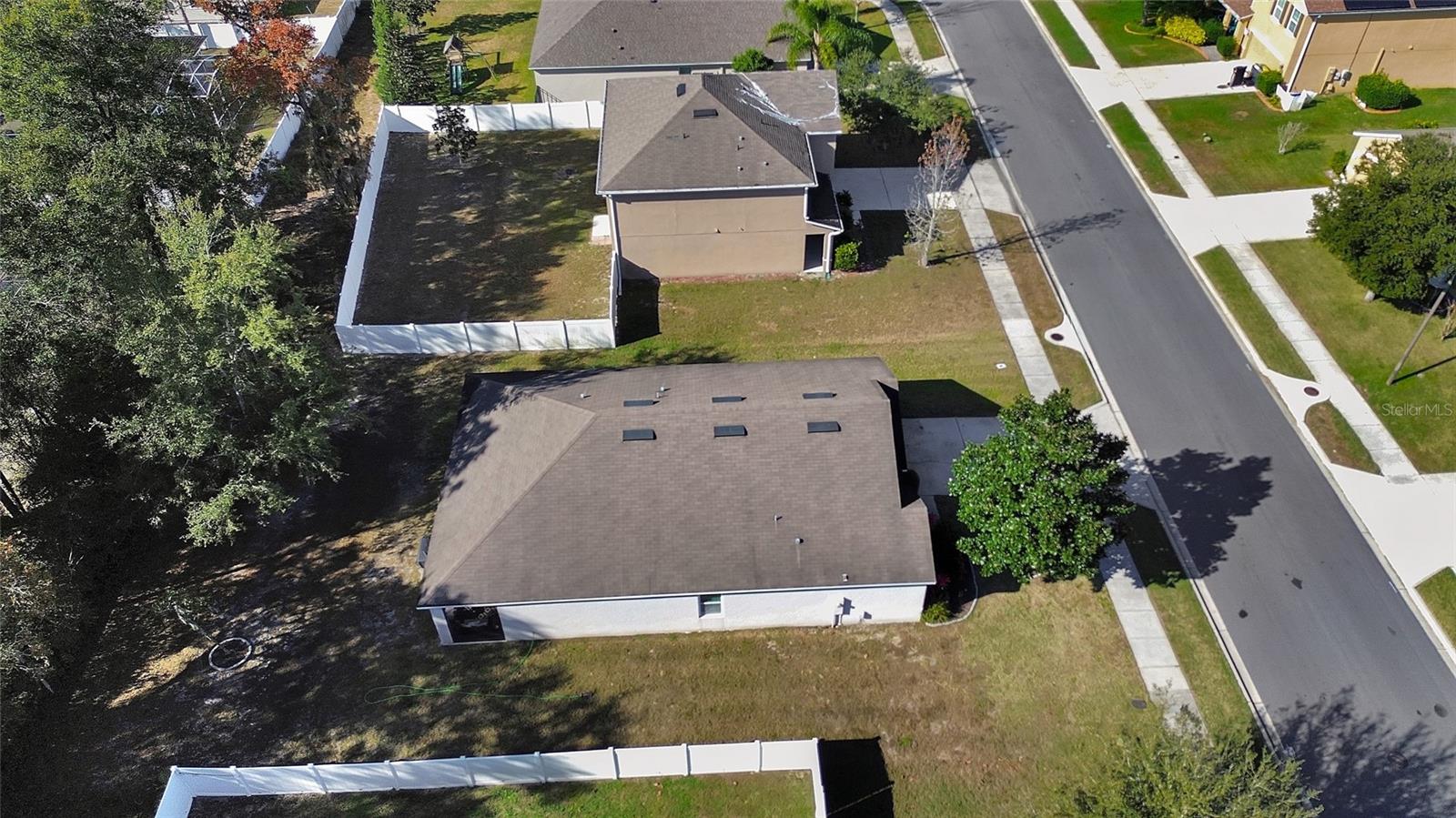 PARKMORE MANOR - Residential