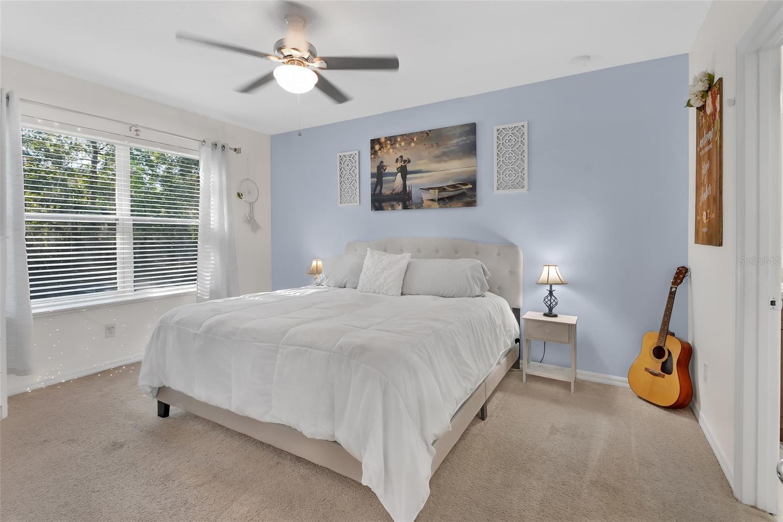 PARKMORE MANOR - Residential