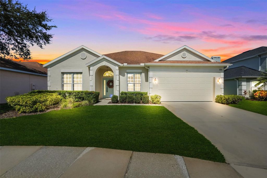 Photo of 194 Longhirst Loop, Ocoee, FL 34761 (MLS # O6353153)