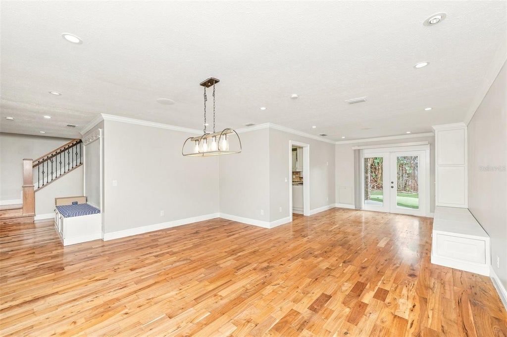 Photo of 1010 Mallow Way, Brandon, FL 33510 (MLS # O6437329)