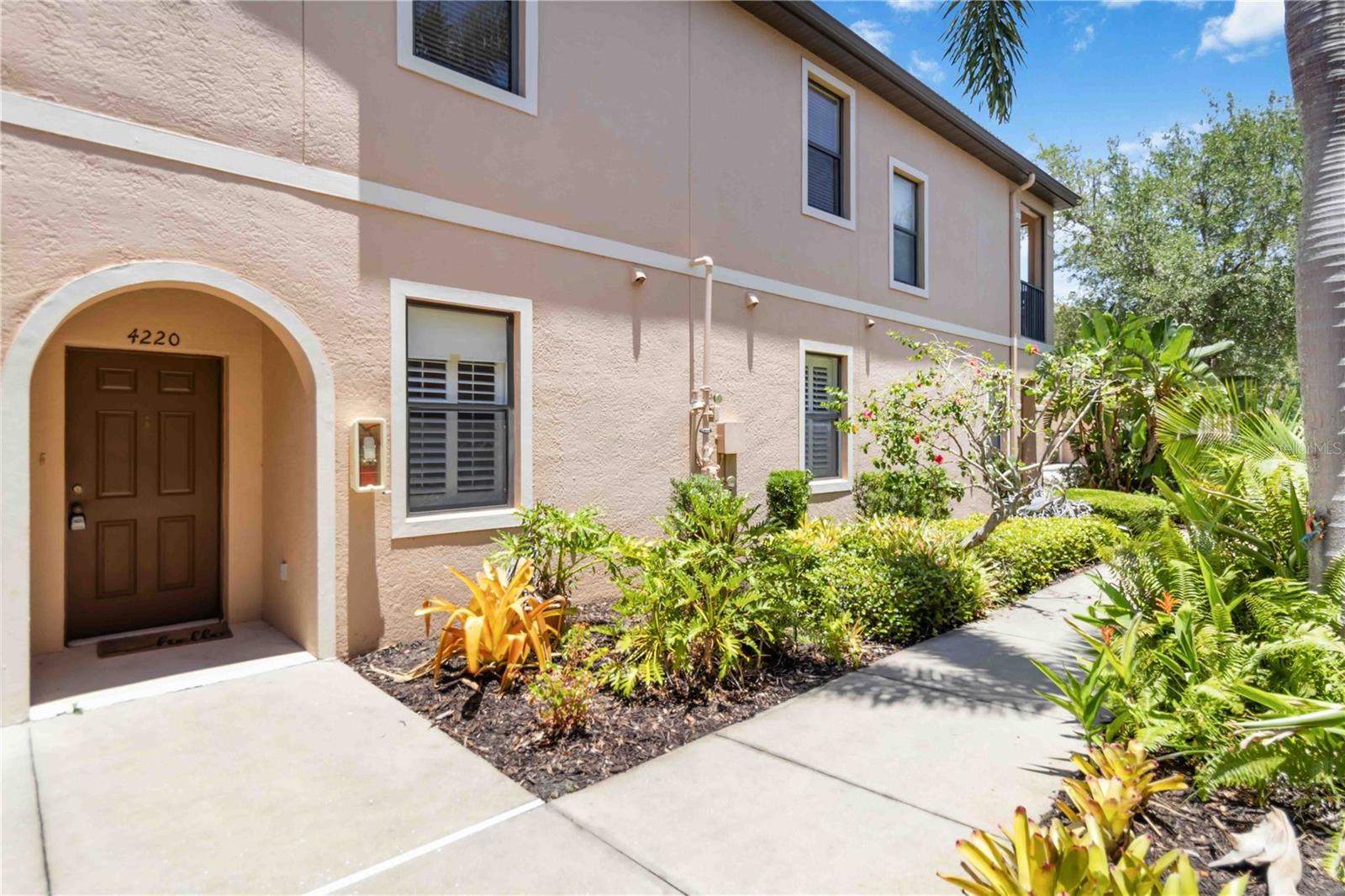 4220 VIA PIEDRA CIRCLE 4-101