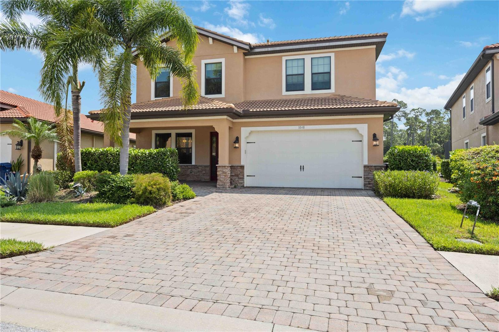 1048 BRADBERRY DRIVE