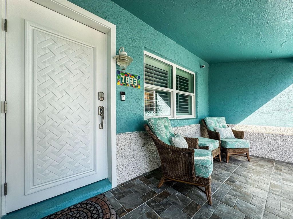 Photo of 7833 1st Avenue S, St Petersburg, FL 33707 (MLS # TB8477906)