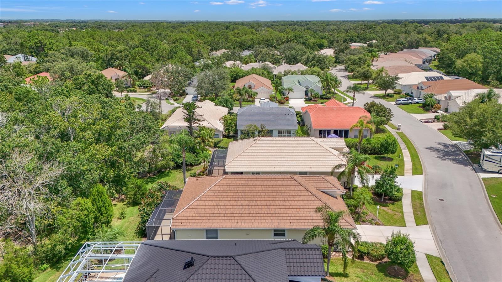 8412 WHISPERING WOODS COURT