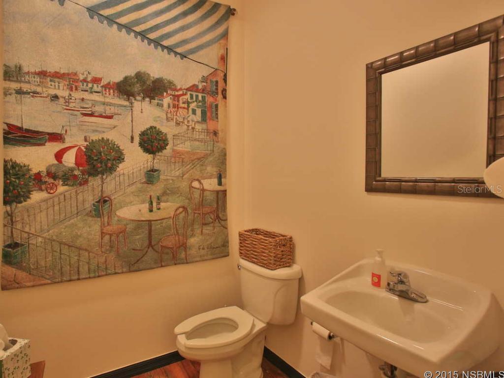 Lowds V New Smyrna - Commercial Sale