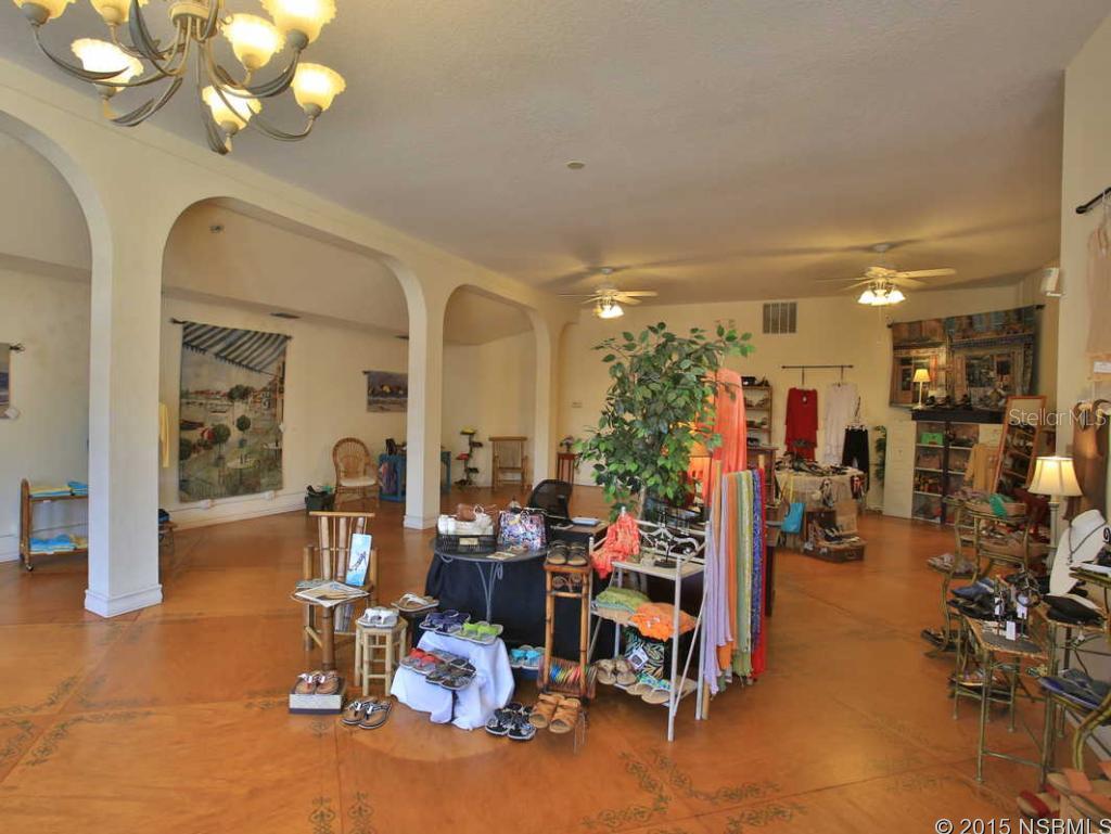 Lowds V New Smyrna - Commercial Sale