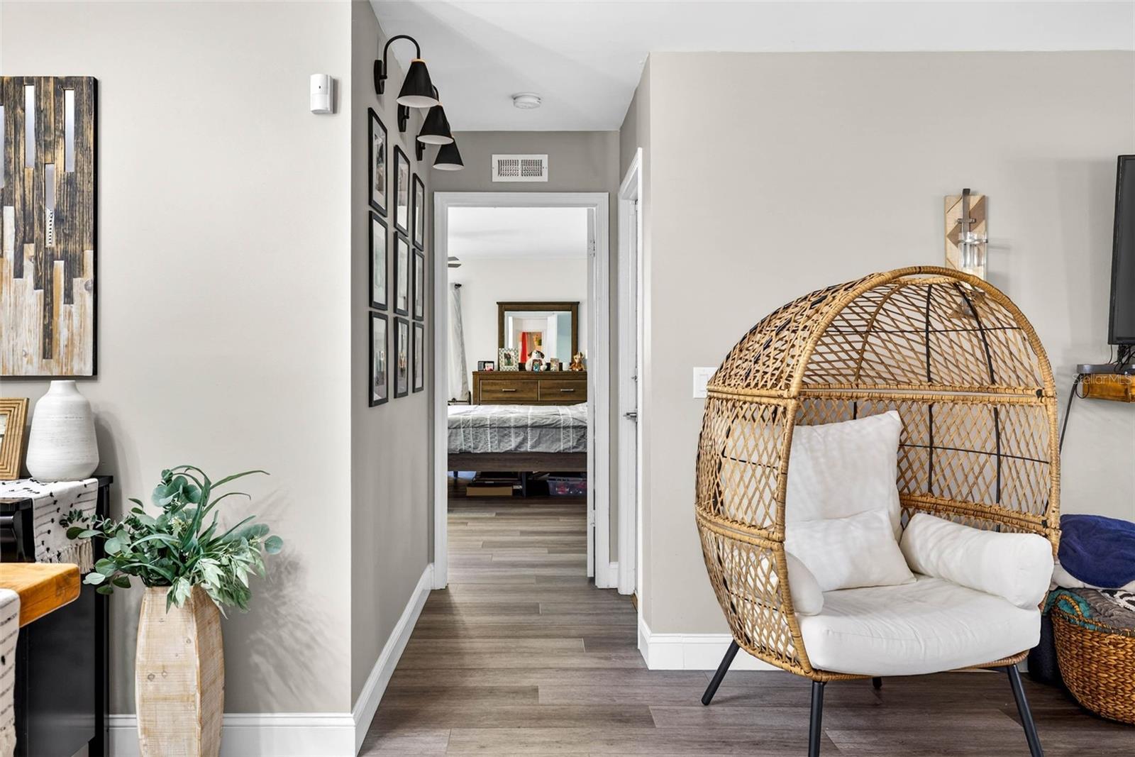 TAMPA'S NORTH SIDE COUNTRY CLUB AREA UNIT NO 3 LOT - Residential