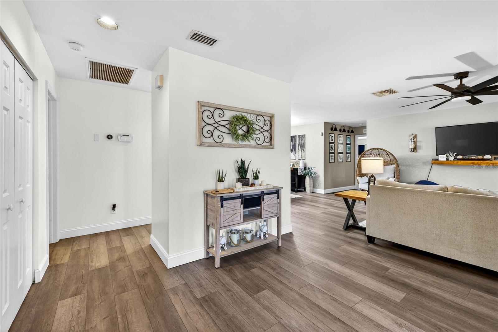 TAMPA'S NORTH SIDE COUNTRY CLUB AREA UNIT NO 3 LOT - Residential