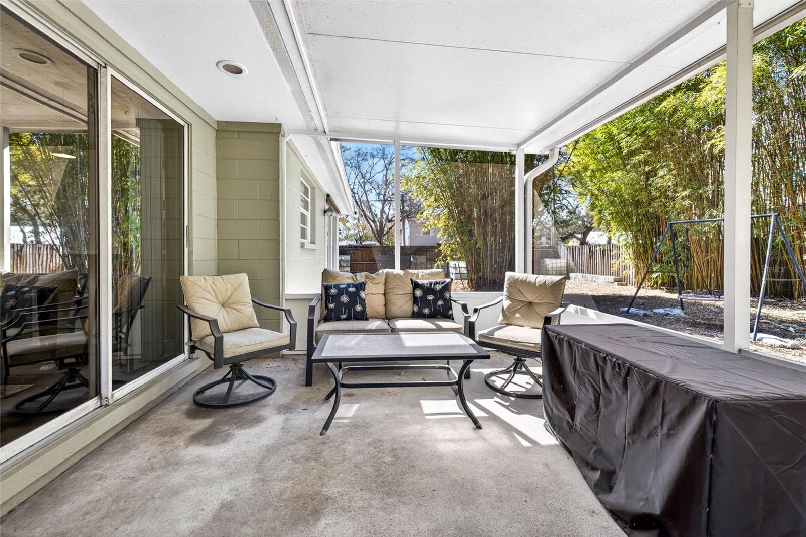 TAMPA'S NORTH SIDE COUNTRY CLUB AREA UNIT NO 3 LOT - Residential