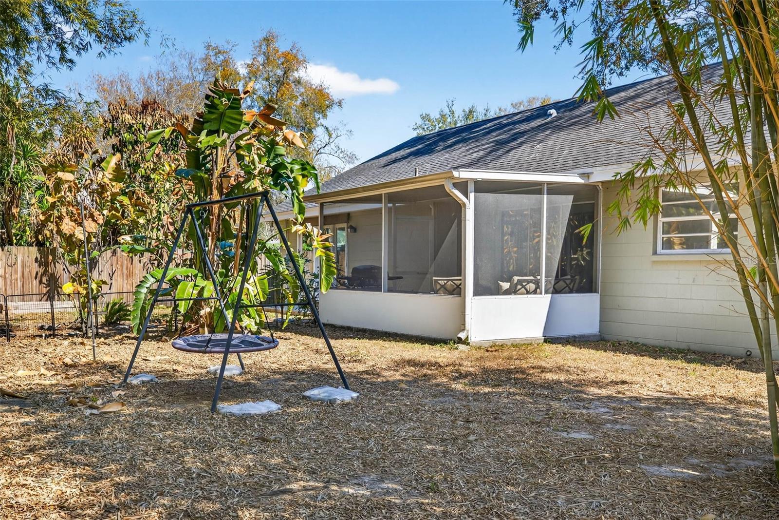 TAMPA'S NORTH SIDE COUNTRY CLUB AREA UNIT NO 3 LOT - Residential