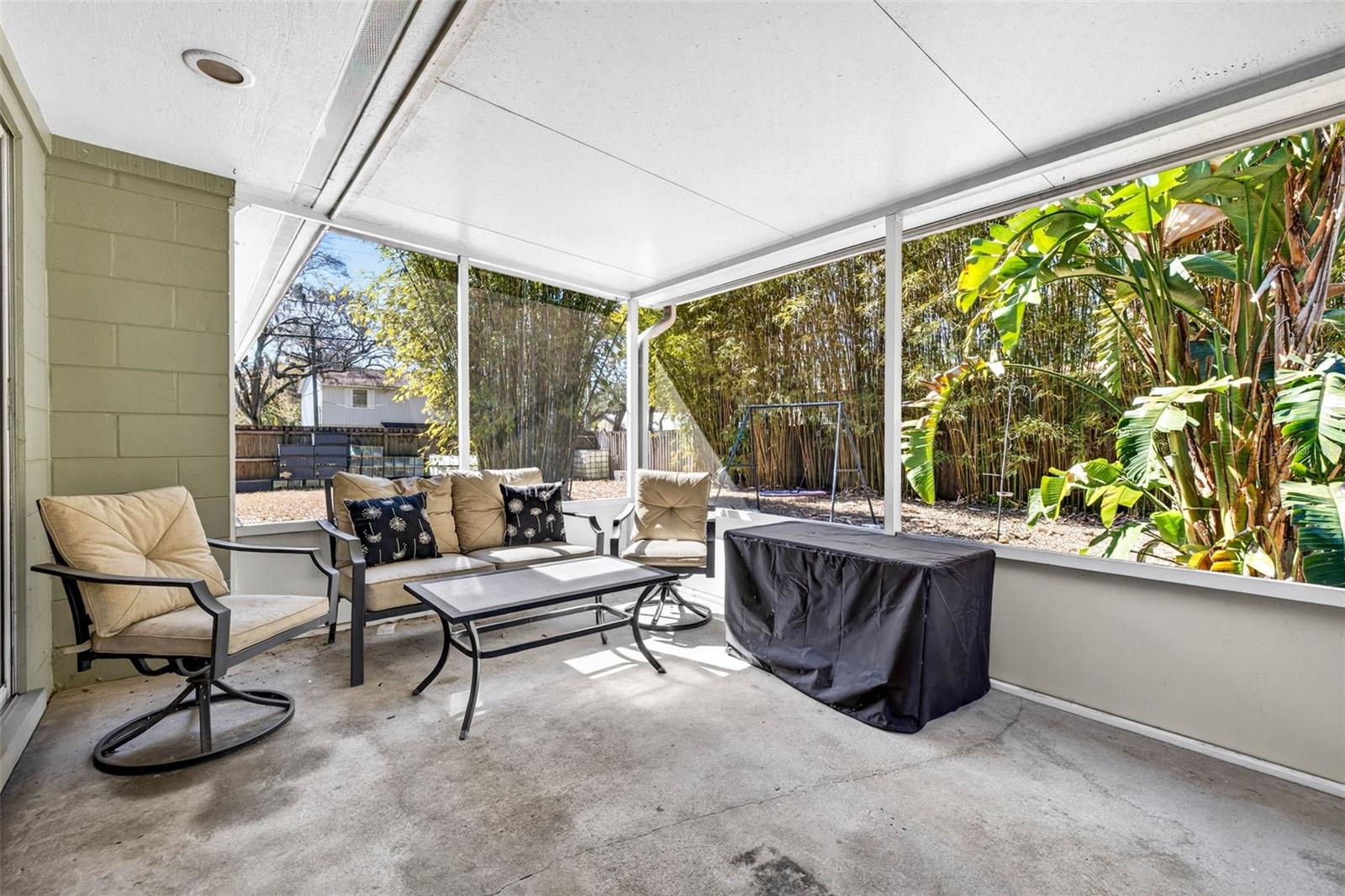 TAMPA'S NORTH SIDE COUNTRY CLUB AREA UNIT NO 3 LOT - Residential