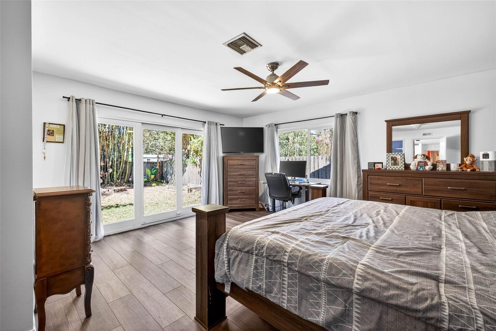 TAMPA'S NORTH SIDE COUNTRY CLUB AREA UNIT NO 3 LOT - Residential