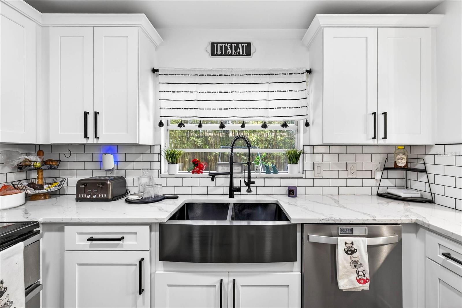 TAMPA'S NORTH SIDE COUNTRY CLUB AREA UNIT NO 3 LOT - Residential