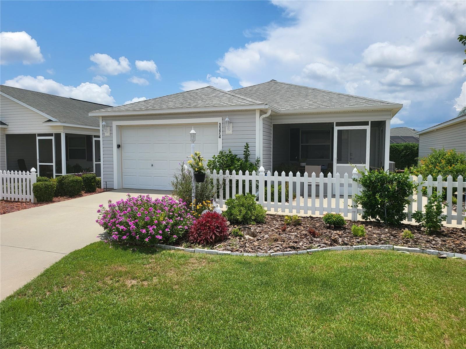 3374 CASTLEGATE COURT